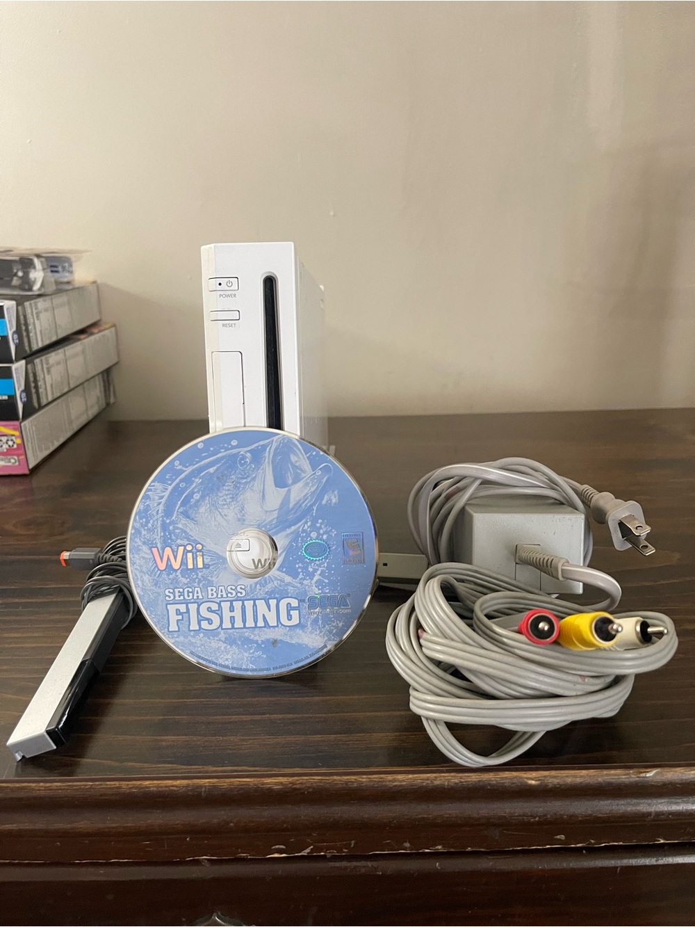 Nintendo Wii Console with Sega Bass Fishing Game and Accessories ! Works